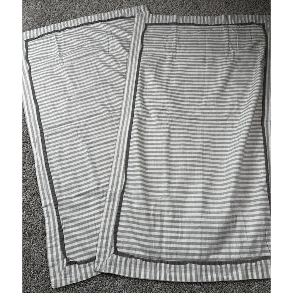 Threshold king duvet